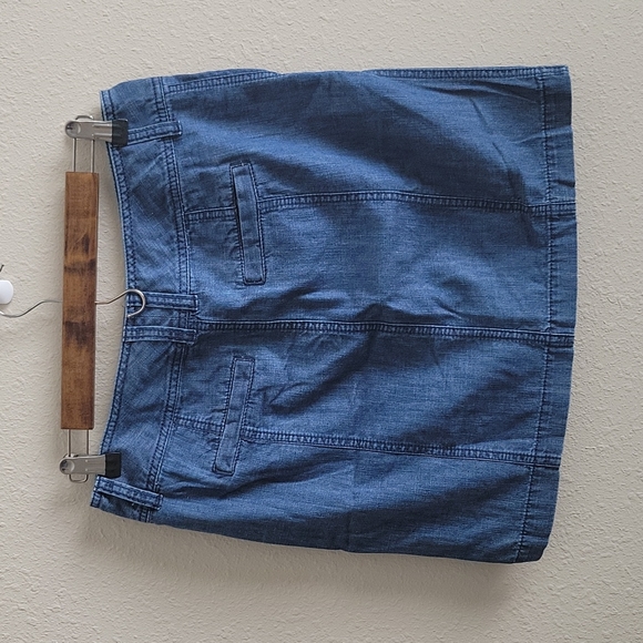 💥Caslon Dark Chambray Mini Skirt size 2 - Picture 2 of 8